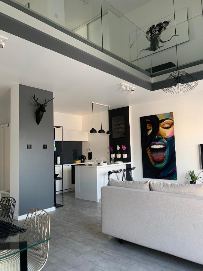 Ekskluzywny Penthouse Z Ogrodem W Centrum Lodzi Exterior foto