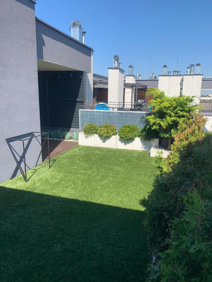 Ekskluzywny Penthouse Z Ogrodem W Centrum Lodzi Exterior foto